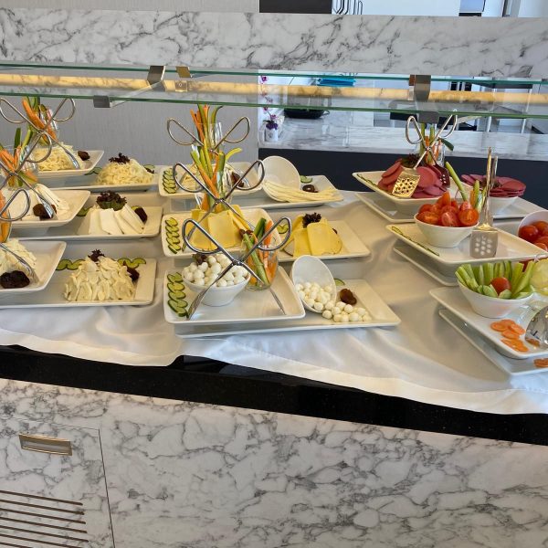 Zengin Açık Büfe Kahvaltısı